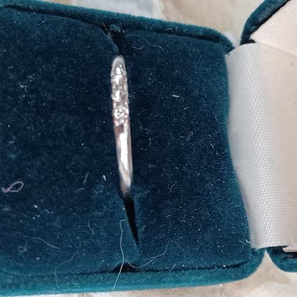 3x silver toned rings size 7.5 - Picture 5 of 5